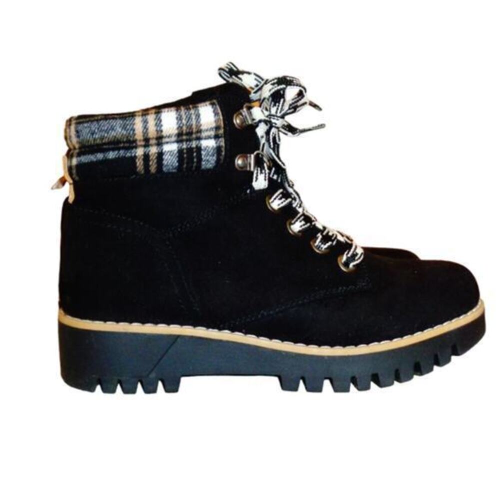 Magellan Outdoors Medina III Black Faux Suede Boots Fleece Lined Womens Size 7D